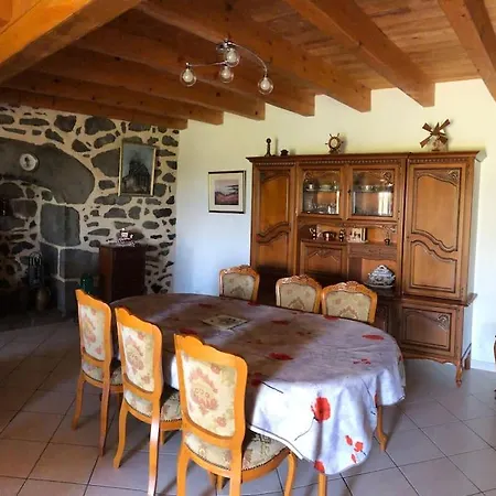 Holiday home La Maison Des Hirondelles