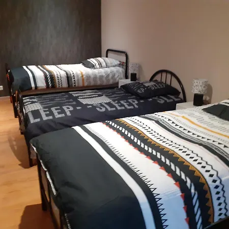 La Maison Des Hirondelles Holiday home Cussac (Cantal)